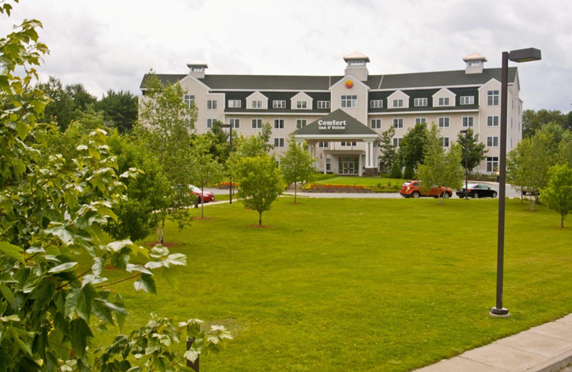 Comfort Inn&Suites Near Burke Mountain Saint Johnsbury Eksteriør bilde